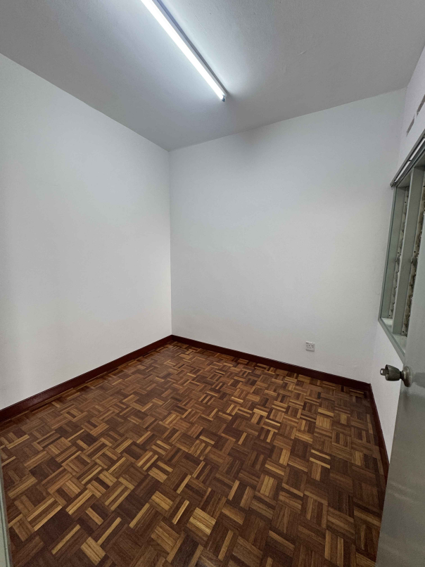 Subang Court 2 Walk Up Apt 732sf 3room 1bath Just - photo 8