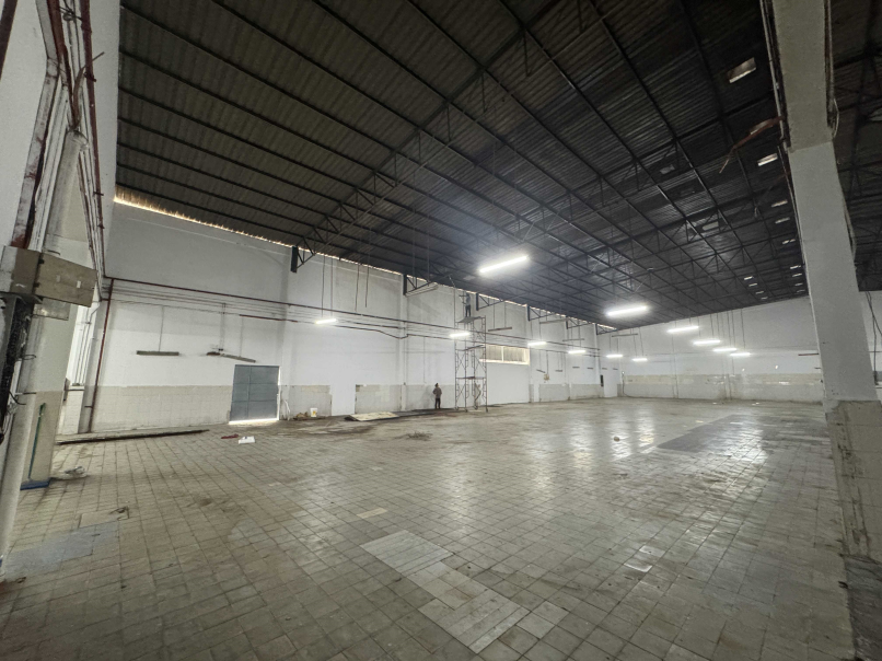 Klang Two Unit Semi-D Adjoining Factory 20ksf Jala - photo 8
