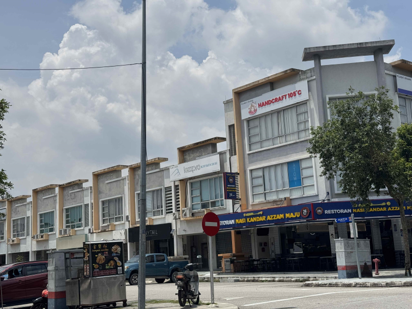 Puchong 1st Floor Office 20x70sf Taman Putra Prima - photo 8