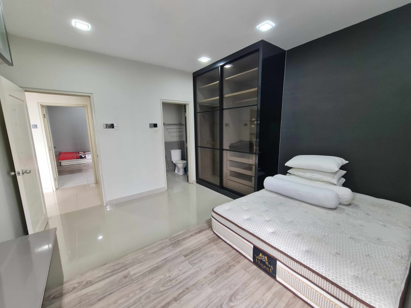 Setiawalk Freehold 1138sf 3room 2car High Floor Fa - photo 13