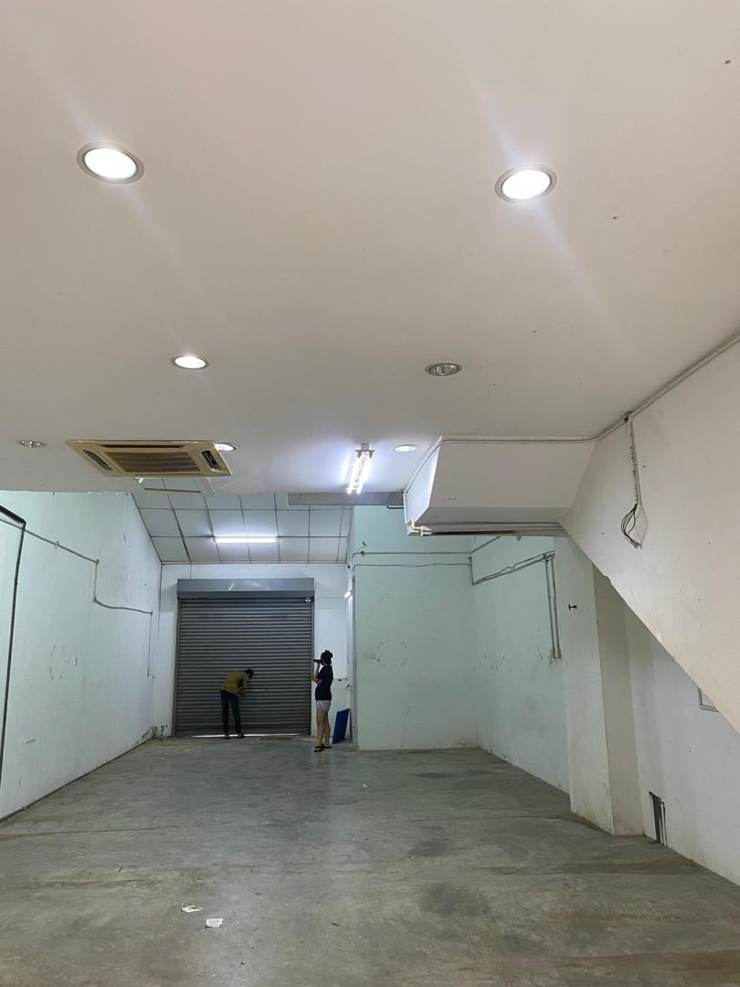 Puchong Bandar Puteri Ground Floor Shop Office 20x - photo 2