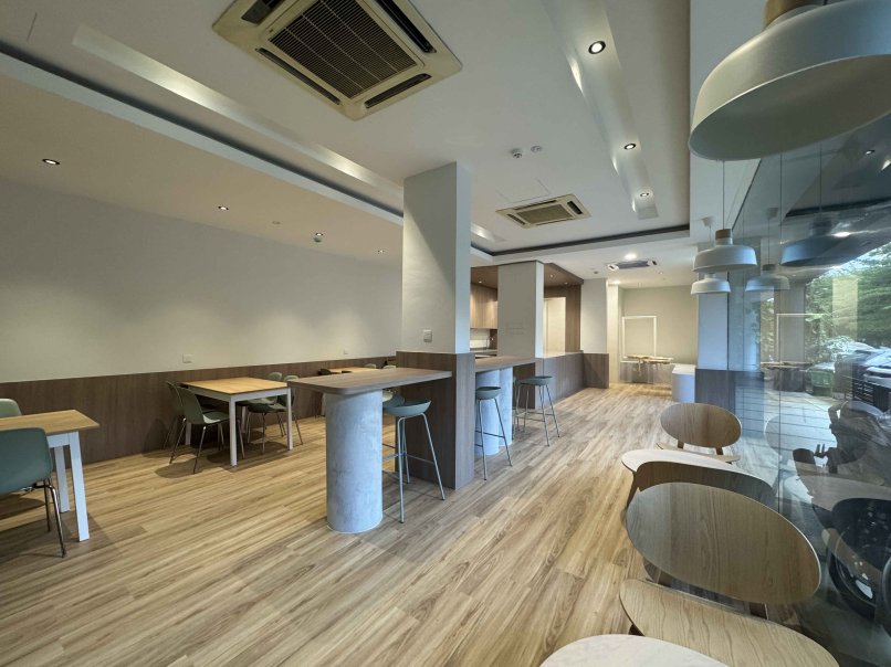 Puchong Jaya Ground Floor Shop 1296sf newly Reno - photo 2