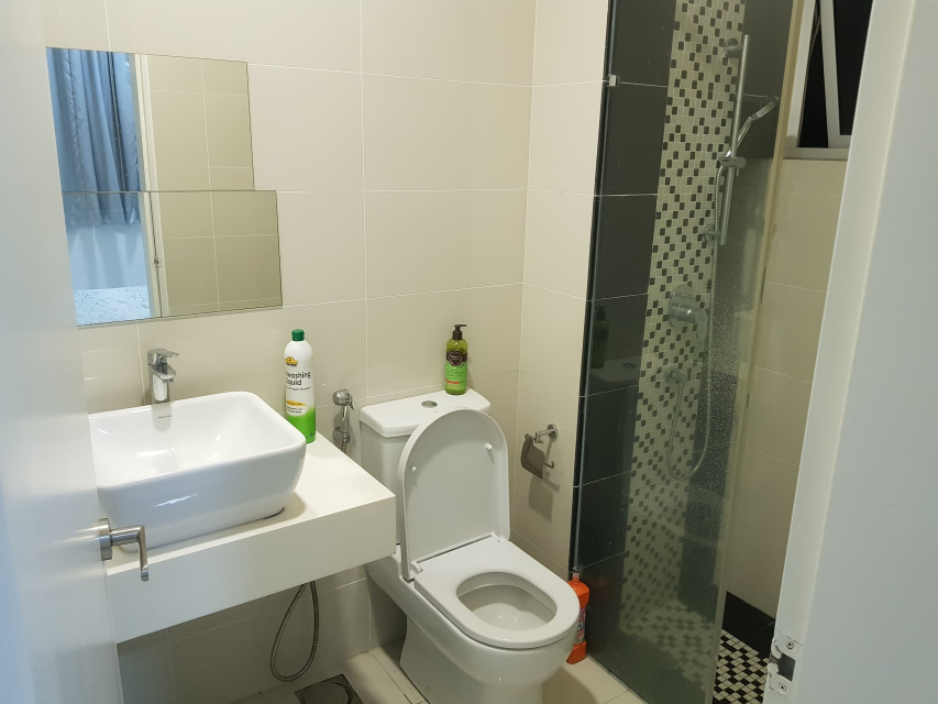 Skypod Condo Freehold 1248sf Corner 3room 3bath 3c - photo 12
