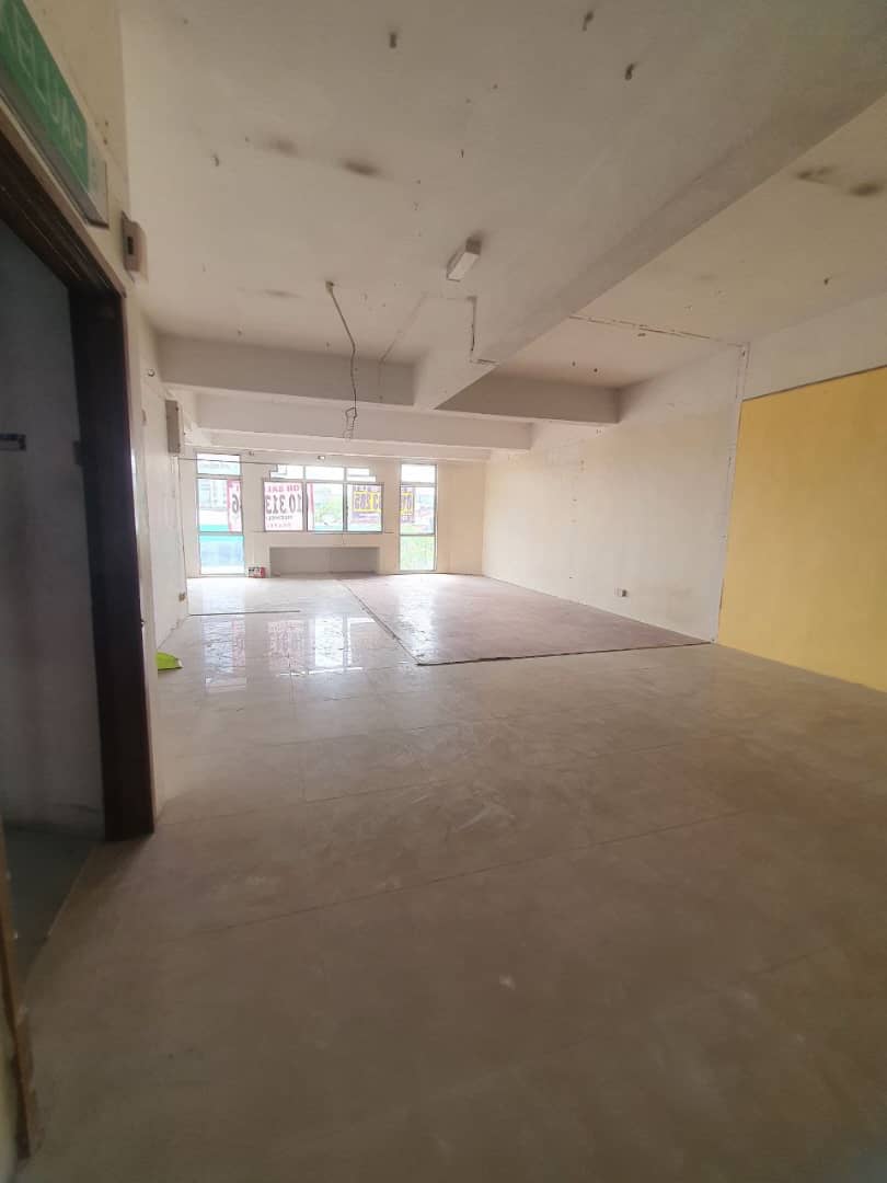 Sri Petaling Office 1770sf basic 3rd floor with li - photo 3