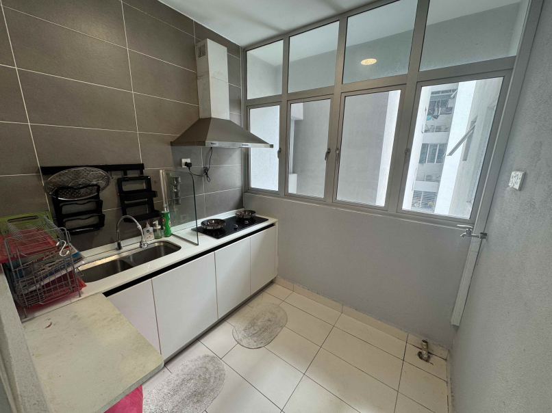 Rimba Residence 1100sf 2parking Reno Partly Furnis - photo 7