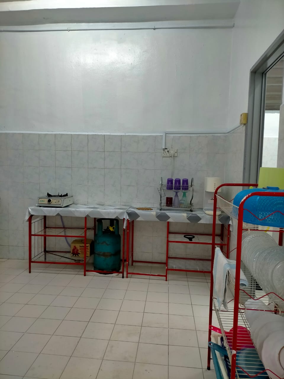 Lagoon Perdana 992sf 3room semi furnished high flo - photo 3