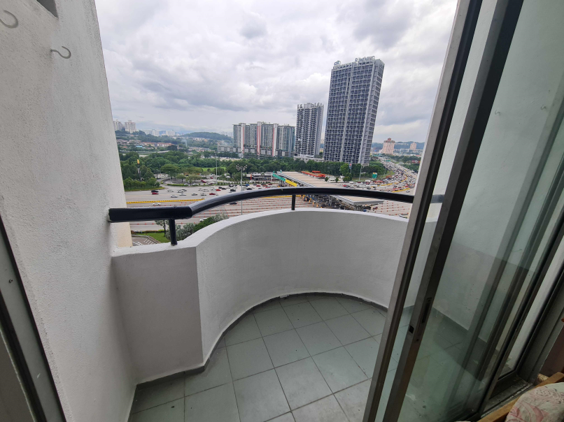 Lagoon Perdana 850sf 3room semi furnish Face Ldp H - photo 3