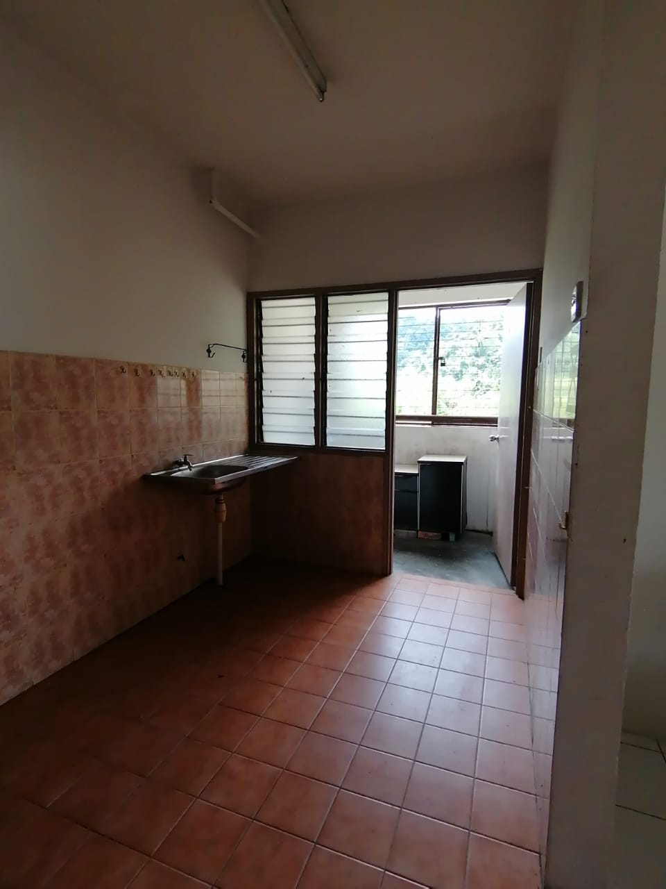 Saraka Apartment Freehold 900sf 3room High Floor P - photo 2