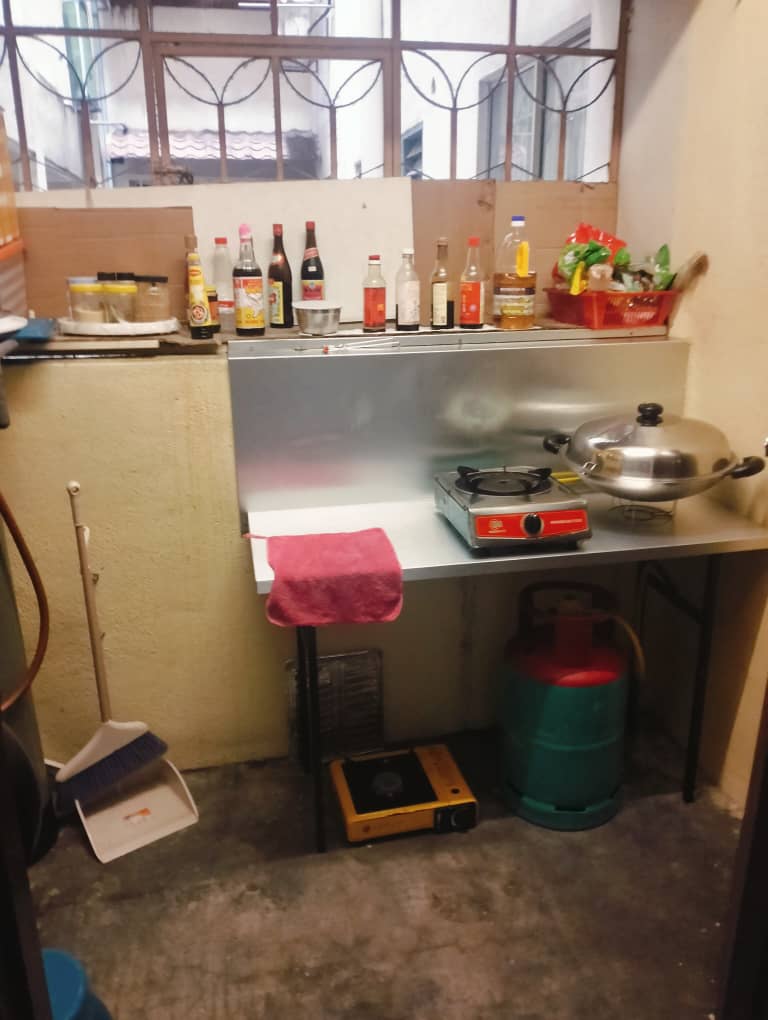 Kinrara Ria Apartment 815sf 5 floor with lift Puch - photo 4