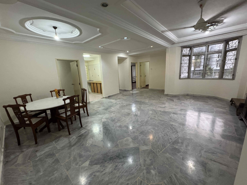 Subang Court Apt 1076sf 3rrom 1parking Reno Furnis - photo 3