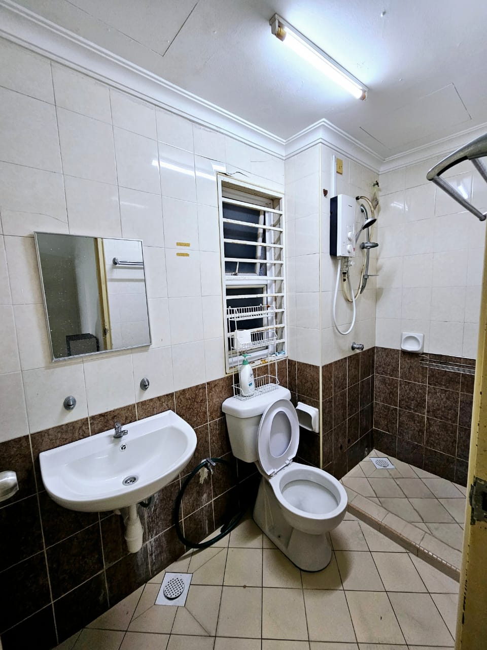 Puchong Desa Impiana 1068sf 3room 1car Fully Furni - photo 12