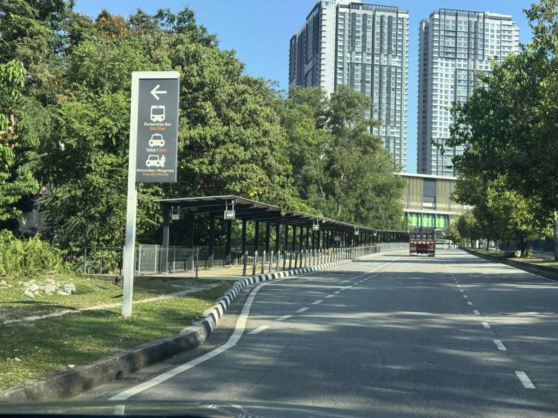 Seri Kembangan Ground Flr Shop 660sf Bandar Putra - photo 9