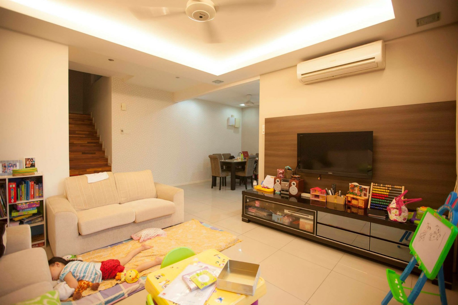 Park Villa Townhouse Upper Floor 1529sf 3room Full - photo 3