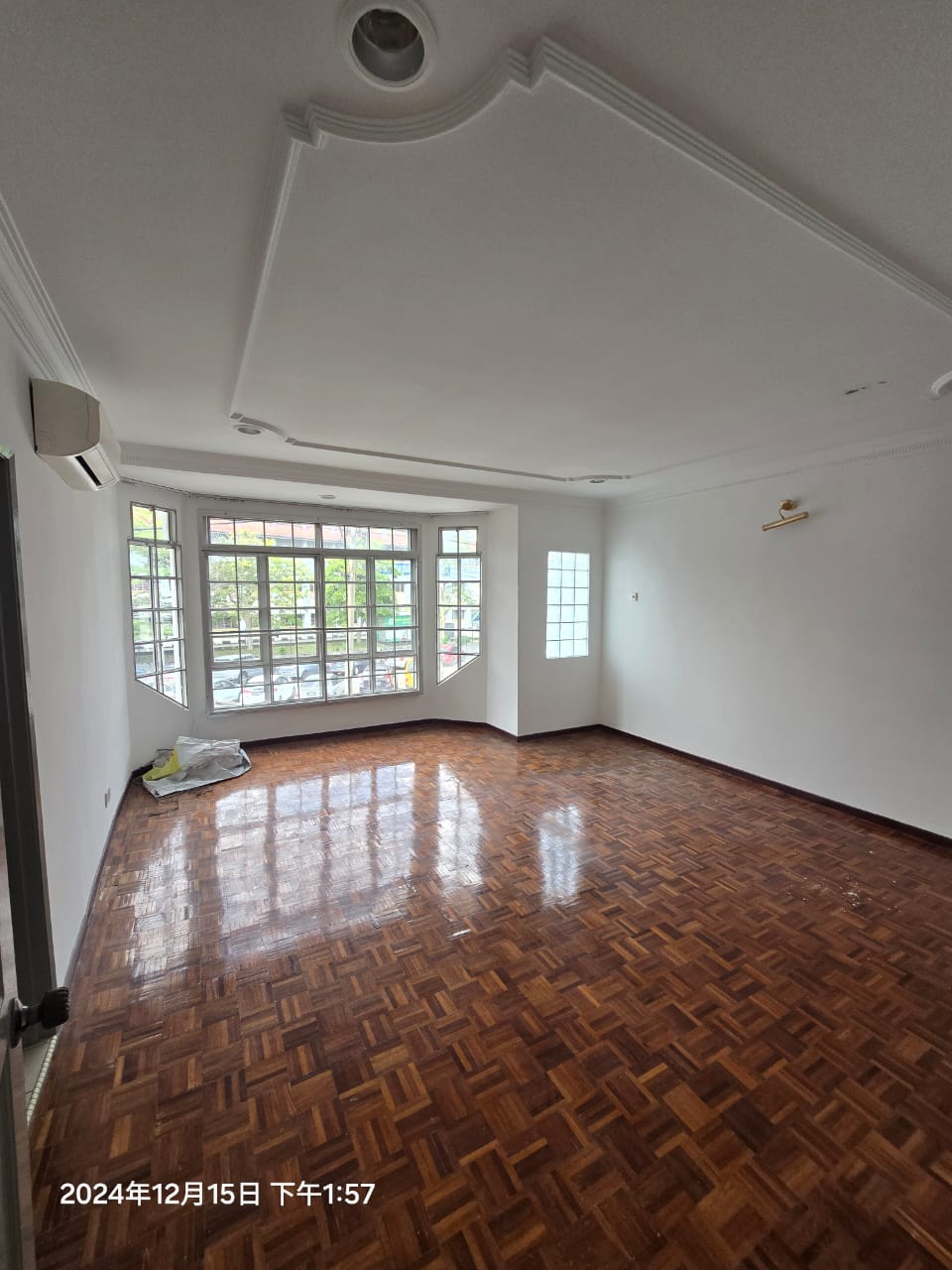 Puchong Jaya 2 Storey End Lot House 22x70sf Gated - photo 4