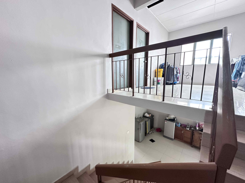 Puchong Utama 2 Storey End Lot House 22x75sf Basic - photo 12