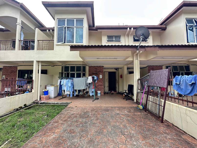 Puchong Utama 2 Storey End Lot House 22x75sf Basic - photo 2