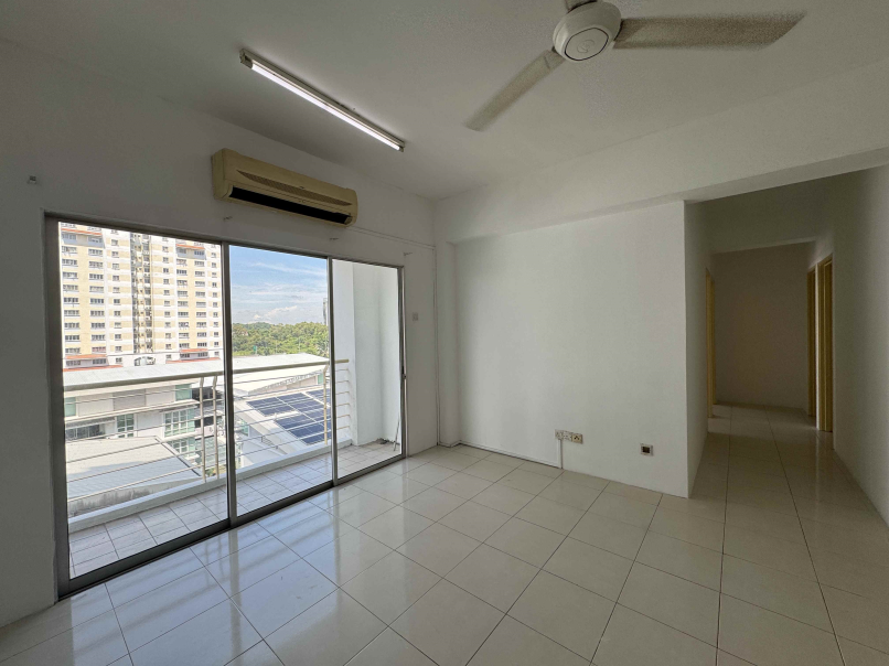 The Heron Condo 1007sf 3room with Balcoy Basic No - photo 3