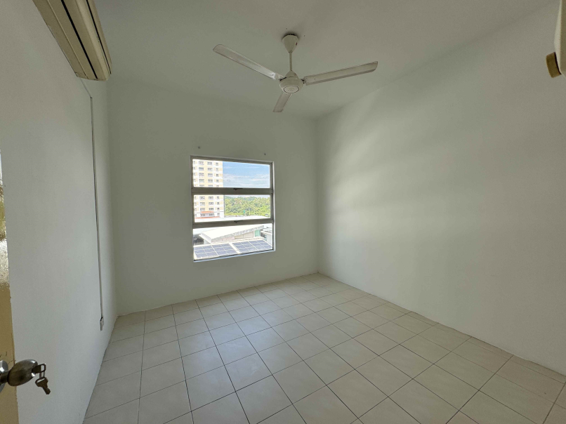 The Heron Condo 1007sf 3room with Balcoy Basic No - photo 8