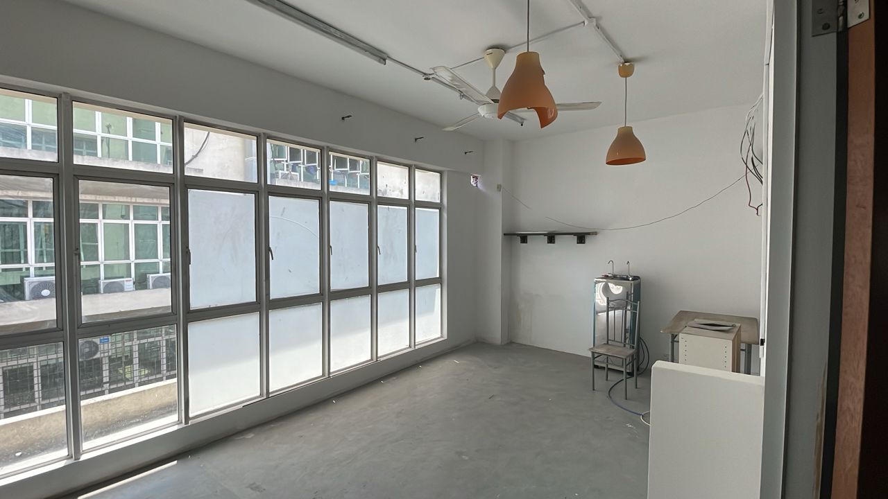 Puchong Bandar Puteri Office 2nd Floor 25x80sf Bas - photo 4