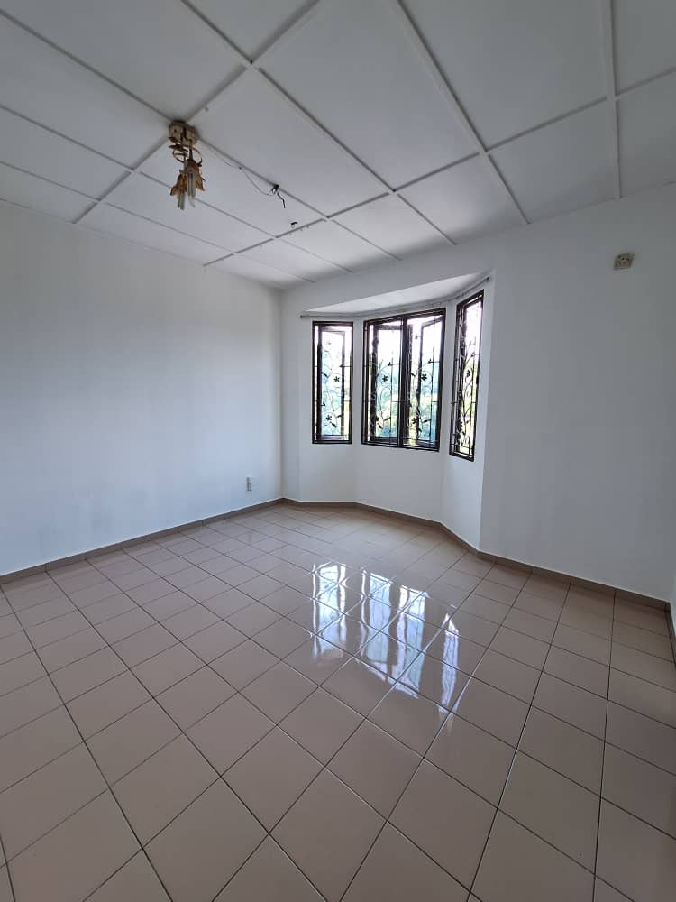 Taman Saujana Puchong 2 Storey House 18x65sf 4room - photo 6