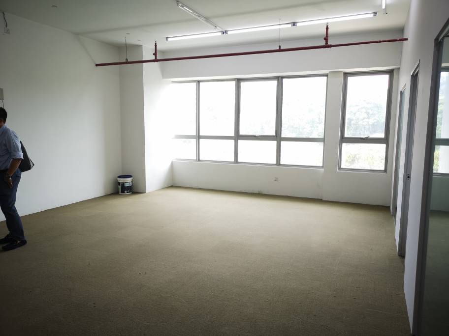 8trium Office Tower 2 760sf Corner Tenanted Now Ba - photo 2