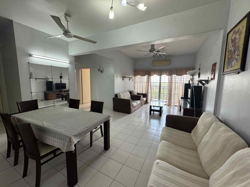 La Vista Condo Freehold 1340sf 4room Below Market - photo 3