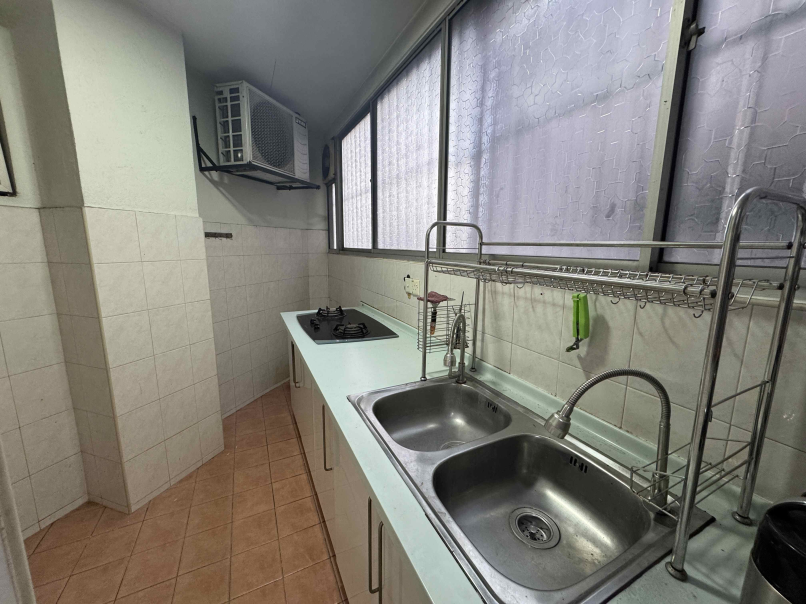 La Vista Condo 1340sf 4room 3bath 1car Corner High - photo 11