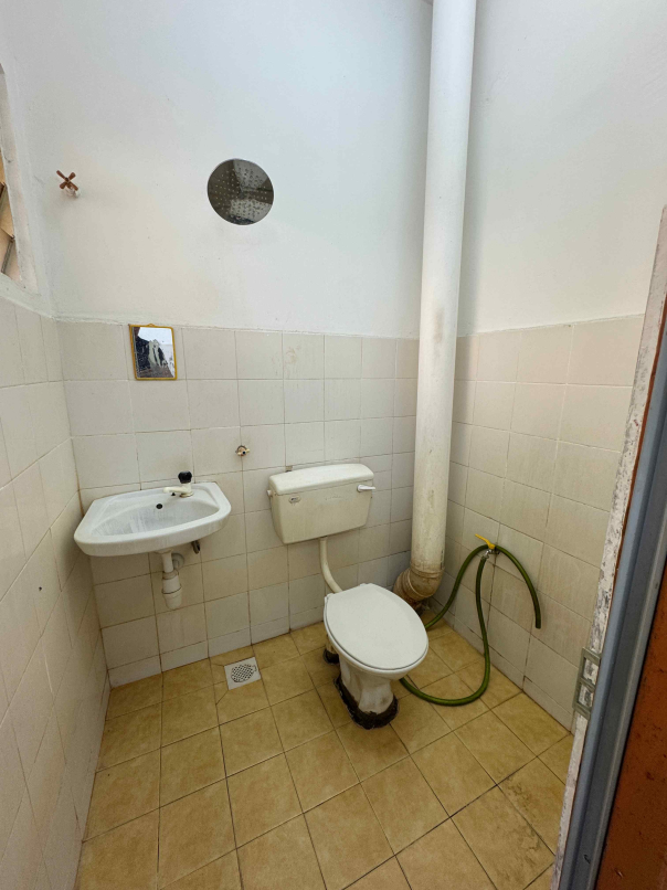 Taman Saujana Puchong Walk Up Apt 710sf 3room Top - photo 11