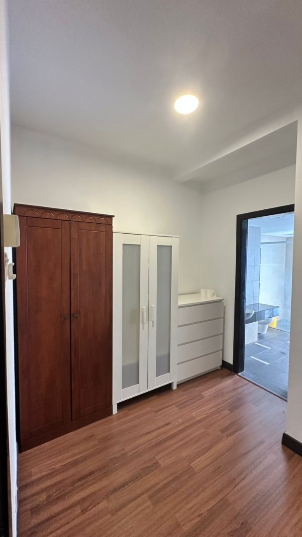 Zen Residence Condo 1411sf Corner 3 plus 1 Room Re - photo 8