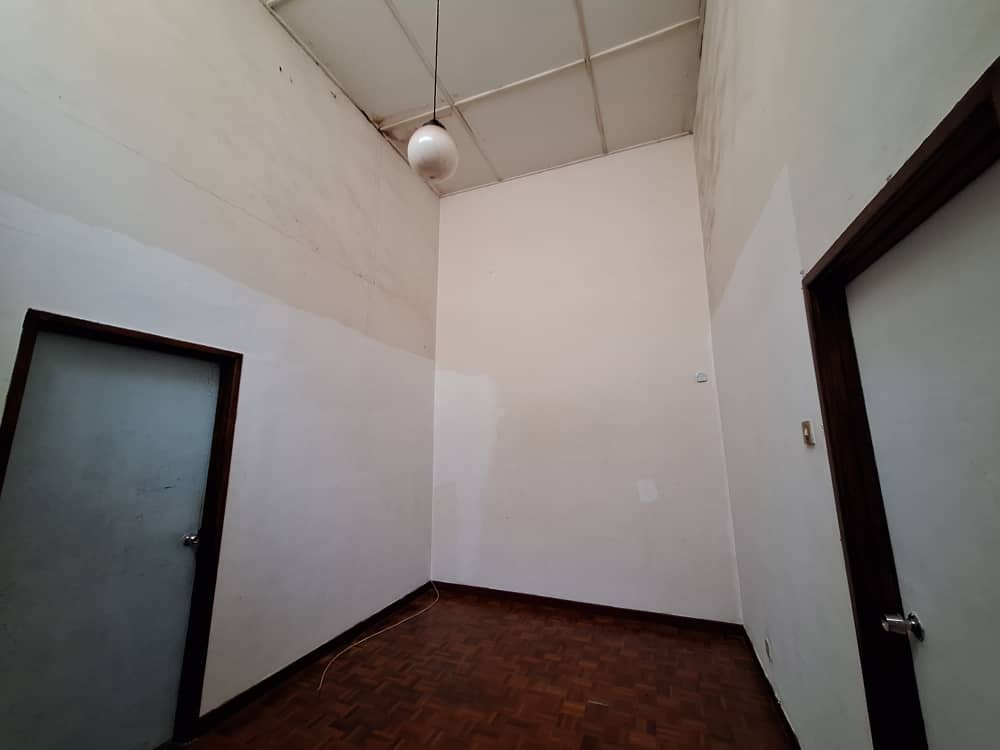 Bukit Puchong 2 Storey Terrace House 22x75sf Basic - photo 8