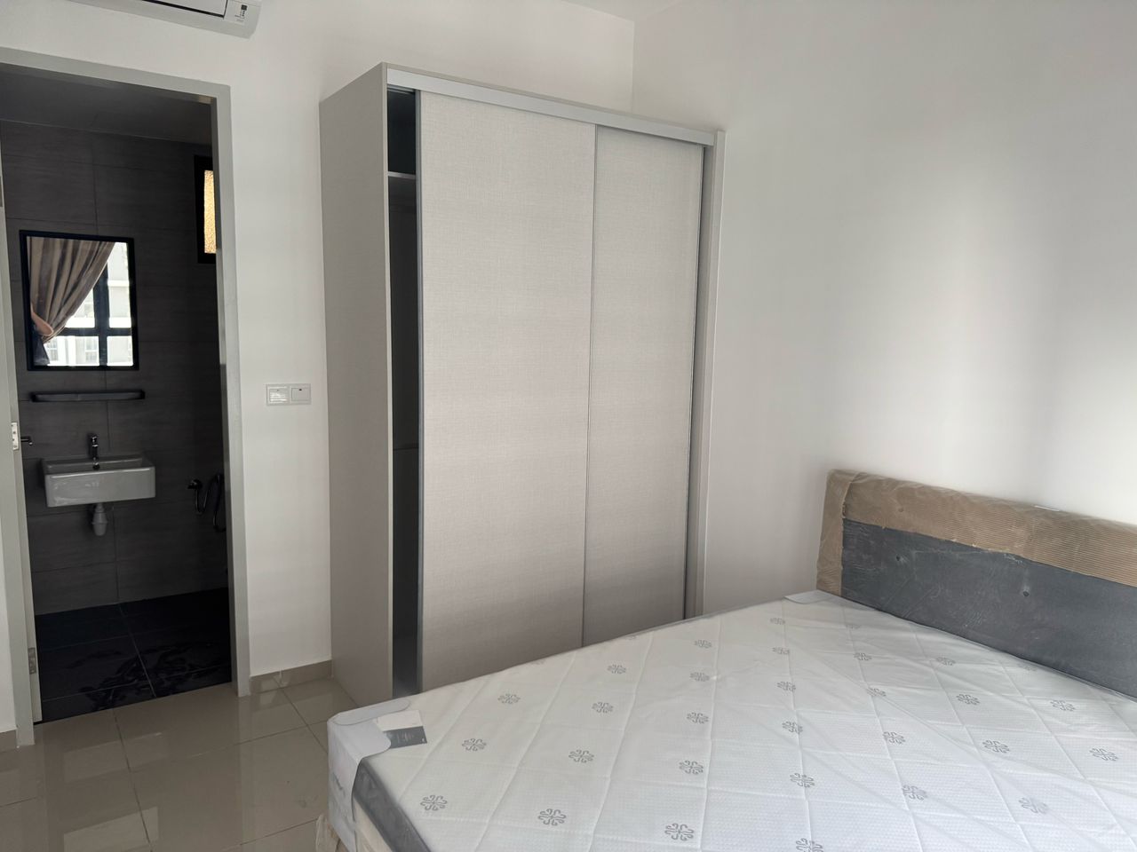 Suria Garden 917sf Freehold New Unit 3room Fully F - photo 3