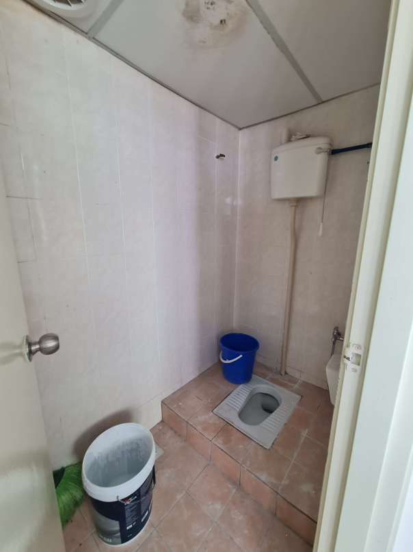 Bukit Puchong First Floor Shop 20x70sf Reno Facing - photo 8
