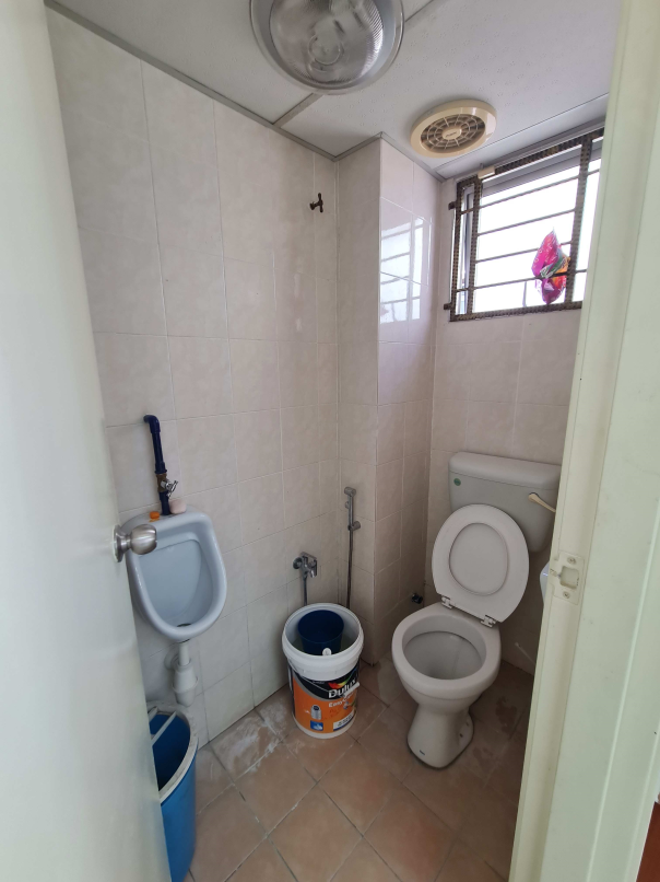 Bukit Puchong First Floor Shop 20x70sf Reno Facing - photo 9