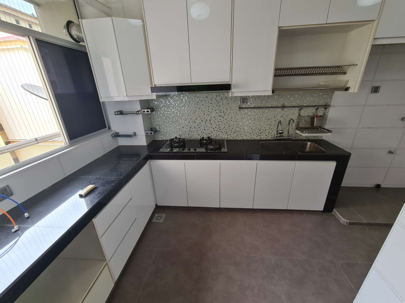 Sri Jati 2 Freehold 1212sf Fully Reno Furnish Pu - photo 4