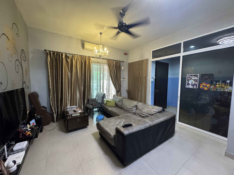 Puchong Prima 2-Sty House 20x70sf Kitchen Full Ext - photo 3