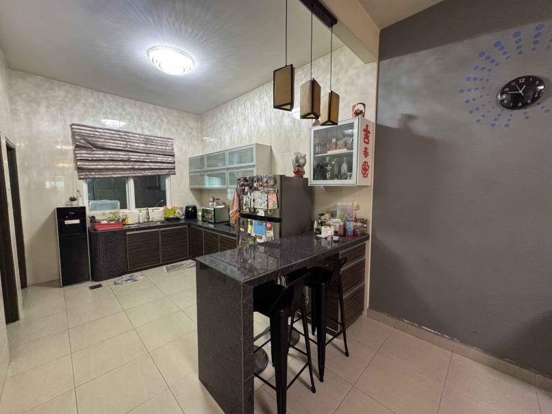Puchong Prima 2-Sty House 20x70sf Kitchen Full Ext - photo 6