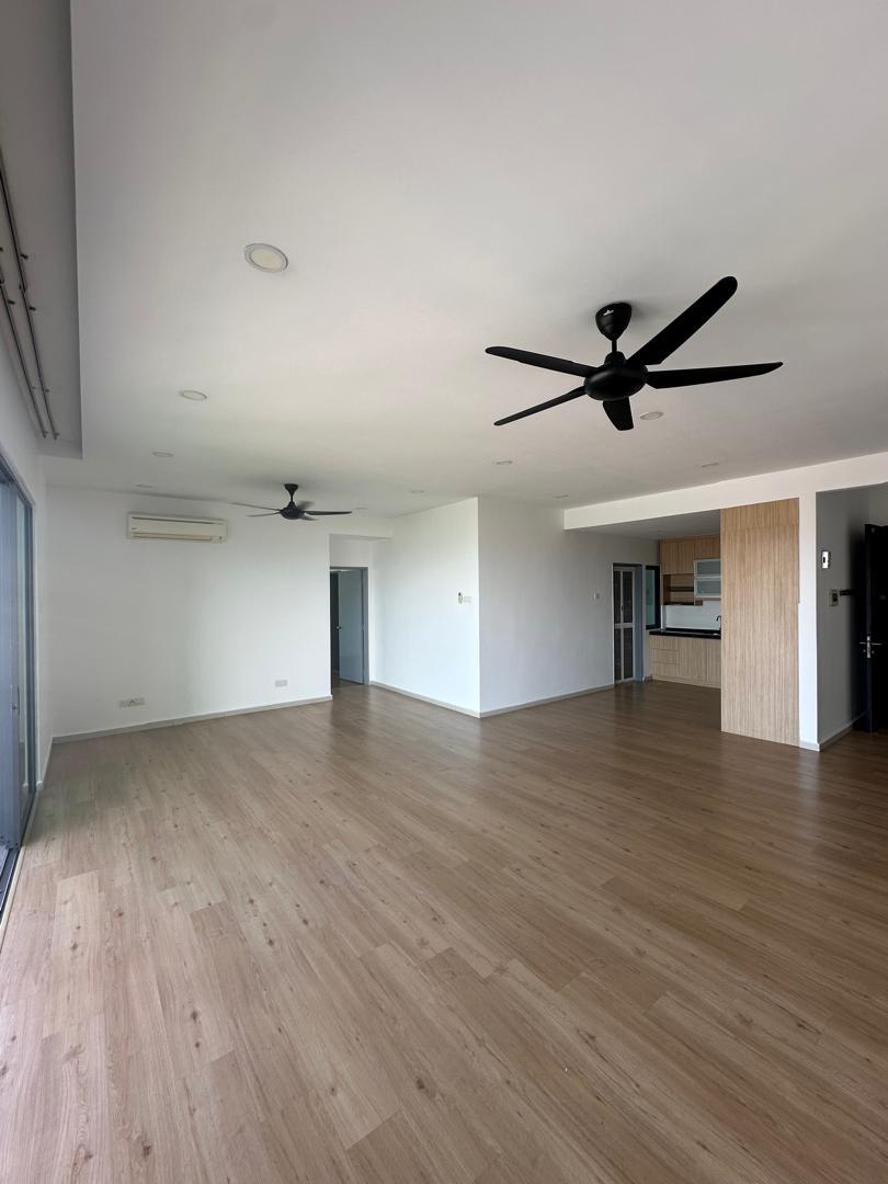 Zefer Hill Residence 1565sf 3 Plus 1 Room Partly F - photo 3