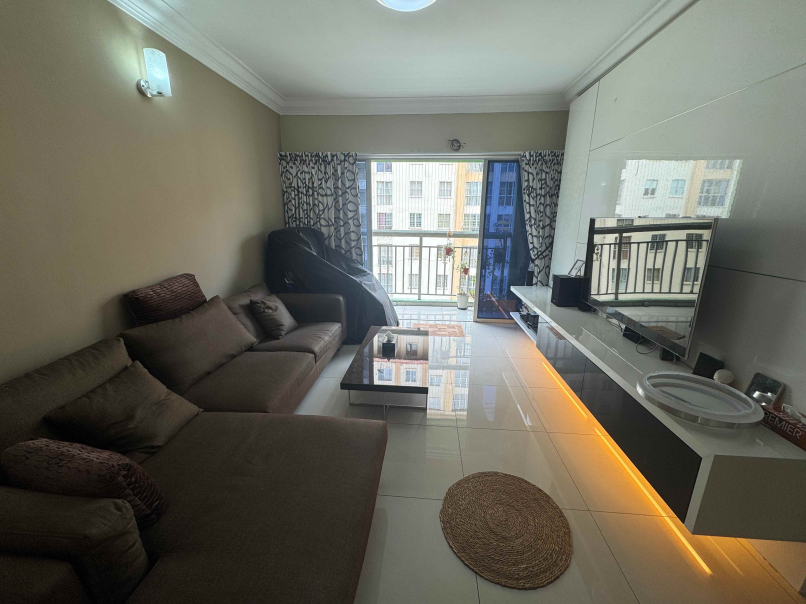 Sri Jati 2 Freehold 1212sf Fully Reno Furnish Pu - photo 2