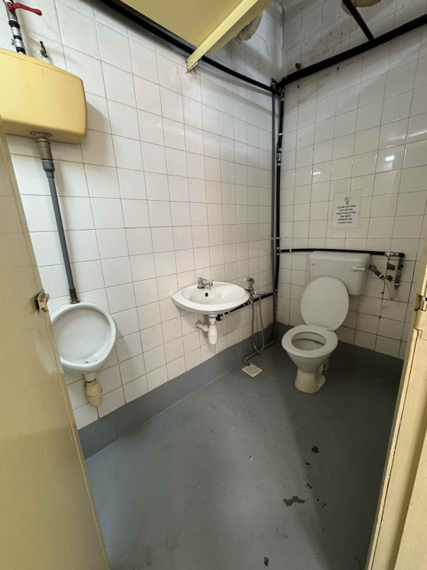 Puchong Jaya 1st Floor Office Rooms 210sf  For Ren - photo 8