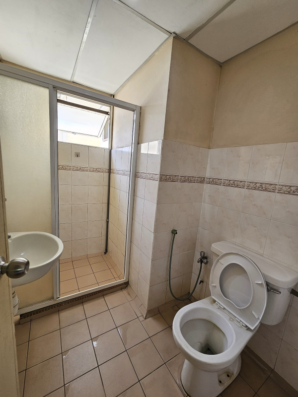 Saraka Apt 900sf 3room Reno Below Market Price Puc - photo 8