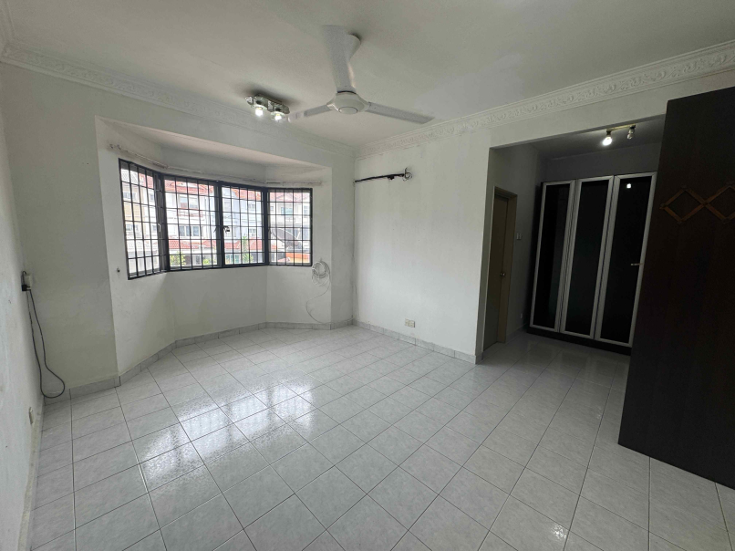 Taman Mutiara Puchong 25 Storey House 22x80sf Ext - photo 8
