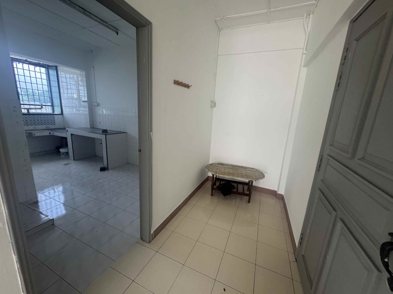 Cheras Perdana Apartment Block E 870sf 3room 1 Cov - photo 4