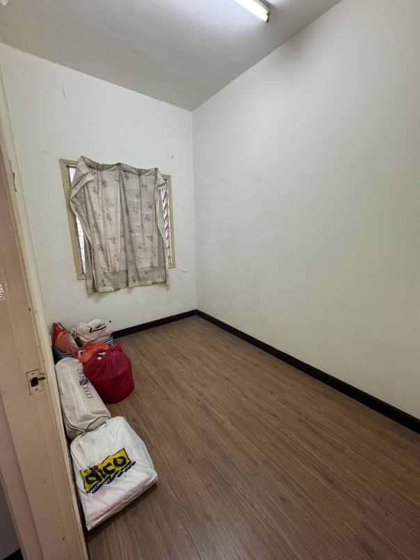 Puchong Utama 2-Sty House 18x60sf Partly Reno Faci - photo 12