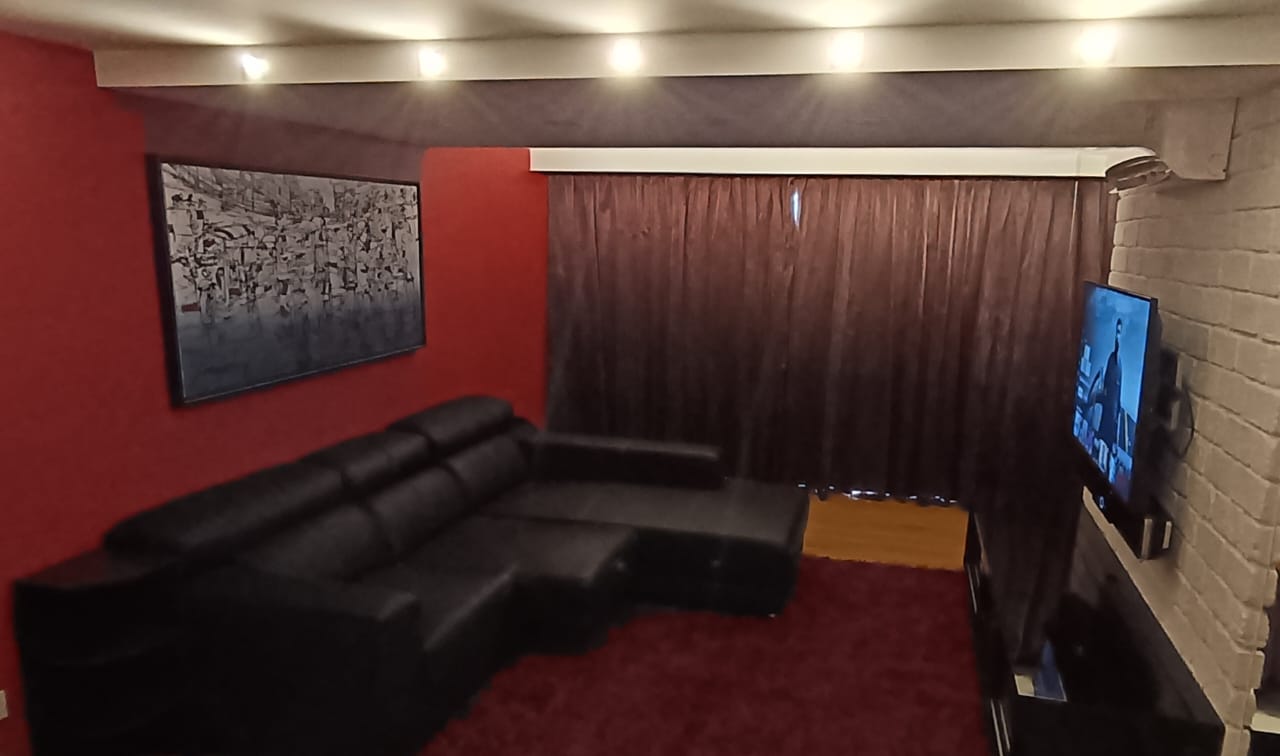 Windsor Tower Duplex 750sf 1 Room Fully Furnished