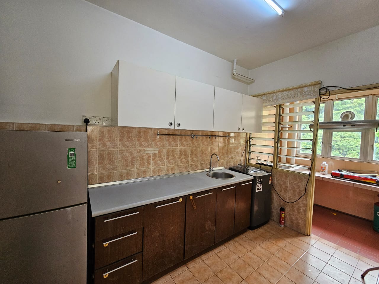 Saraka Apt 900sf 3room Reno Below Market Price Puc - photo 3
