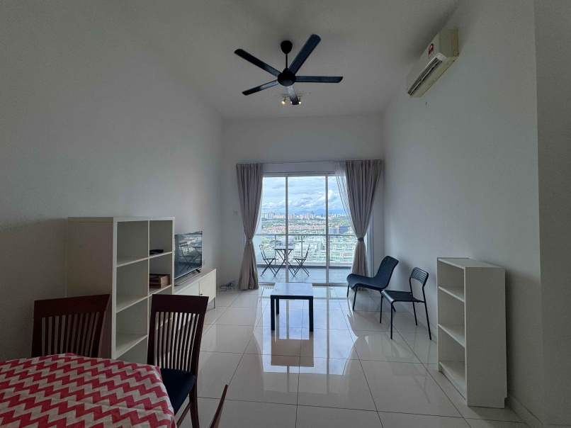 Puchong Skypod 881sf 2room 2bath 2car Fully Furnis
