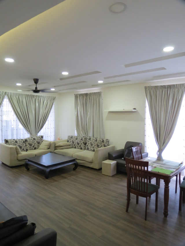 Bukit Oug 1448sf 3 plus 1 Room 1parking Fully Reno