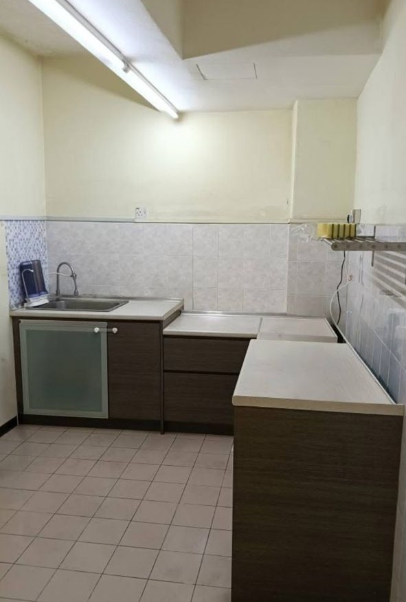 Vista Prima Apartment 958sf 3room 2bath Partly Fur