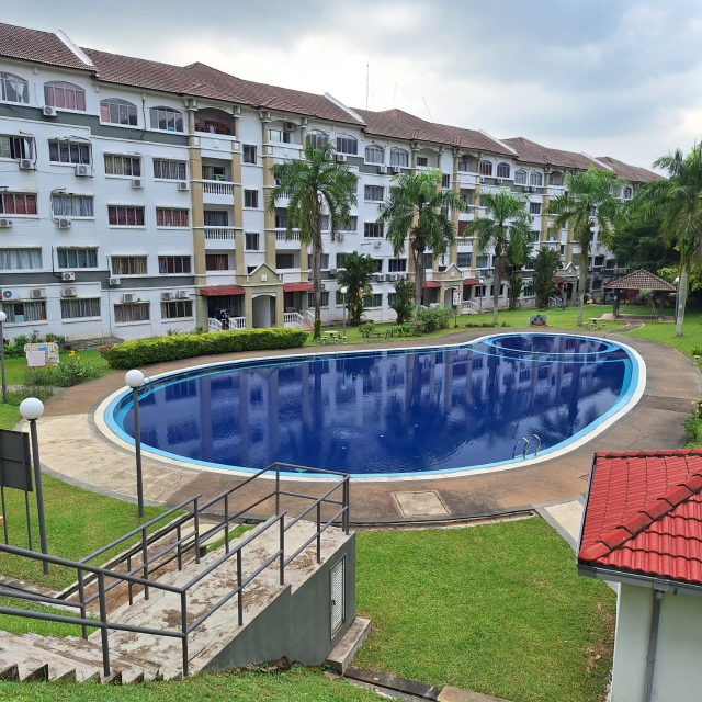 Sri Mekar Apartment 1105sf 3room First Floor Facin