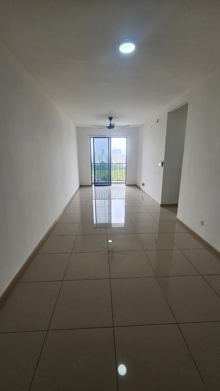 Mira Shorea Condo 910sf 3room 2bath 2parking Partl